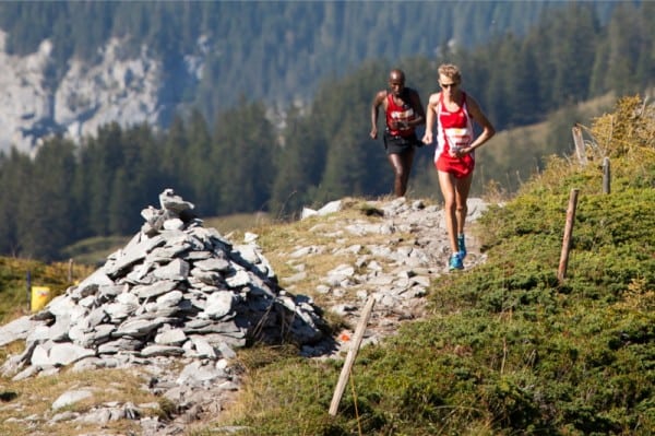 Markus Hohenwarter leading Hosea Tuei. 2012 Jungfrau Marathon - Markus Hohenwarter - Hosea Tuei