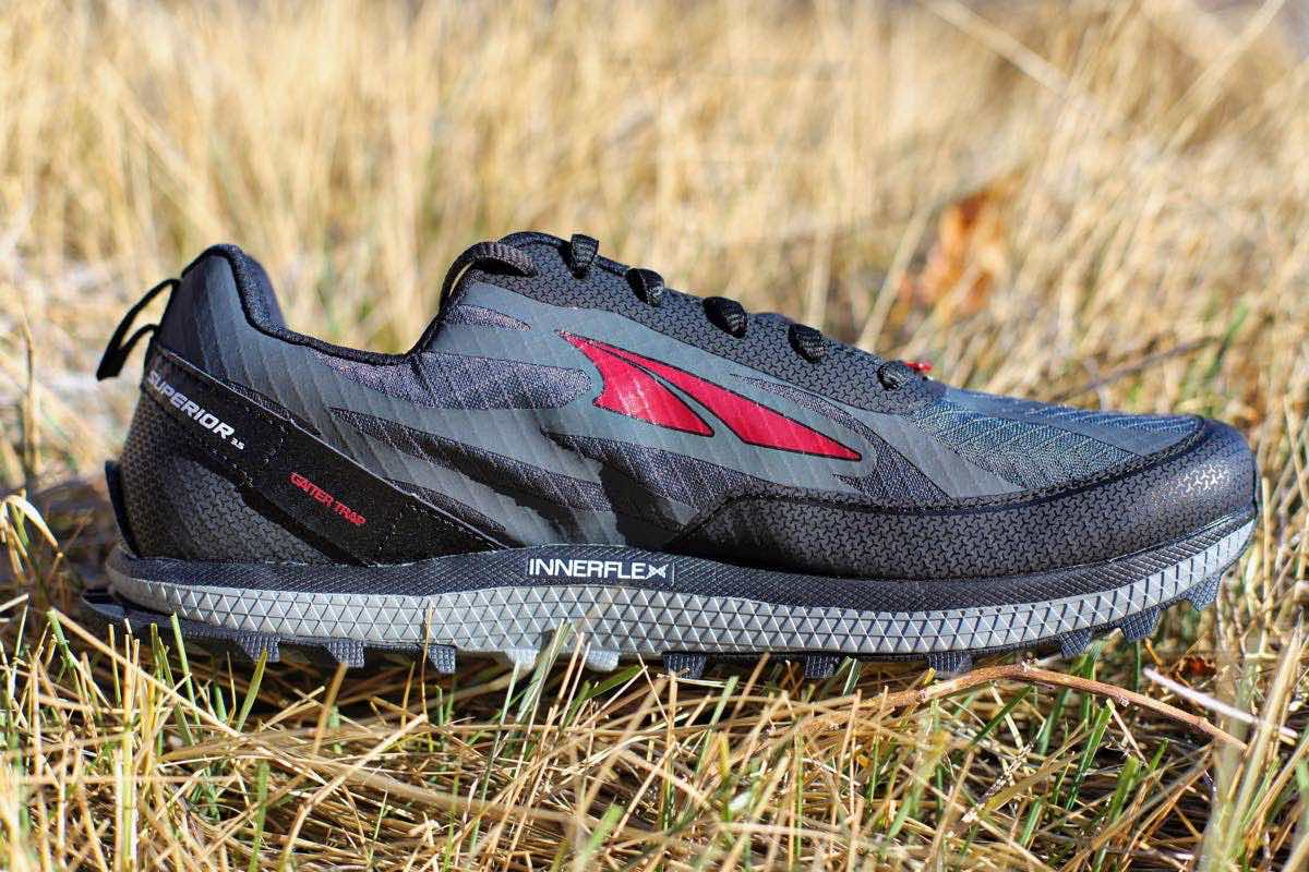 altra superior 3.5 trail running shoes