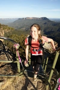 Beth Cardelli dominating early in the Blue Mountains, 2010. Beth Cardelli TNF 100 2010