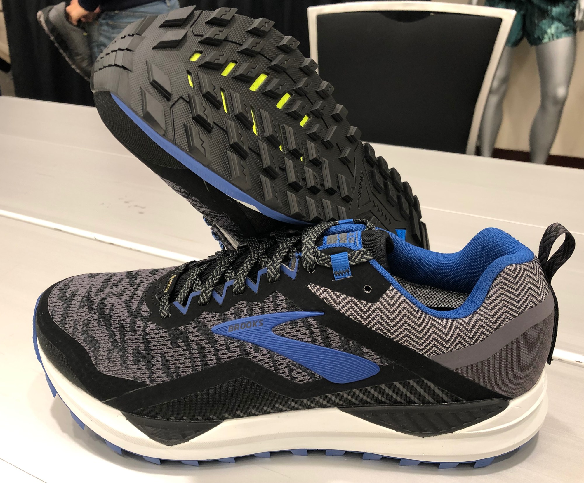 2019 outdoor trail men's running shoes