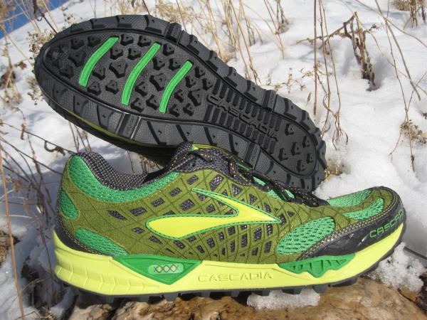 brooks trail running shoes cascadia 7